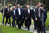 خبر اختصاصی مثلث آنلاین : چک کردن زمانبندی ها دلیل سفر ظریف به تهران