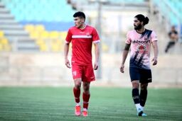 فولاد مشتری مهاجم ازبک پرسپولیس شد