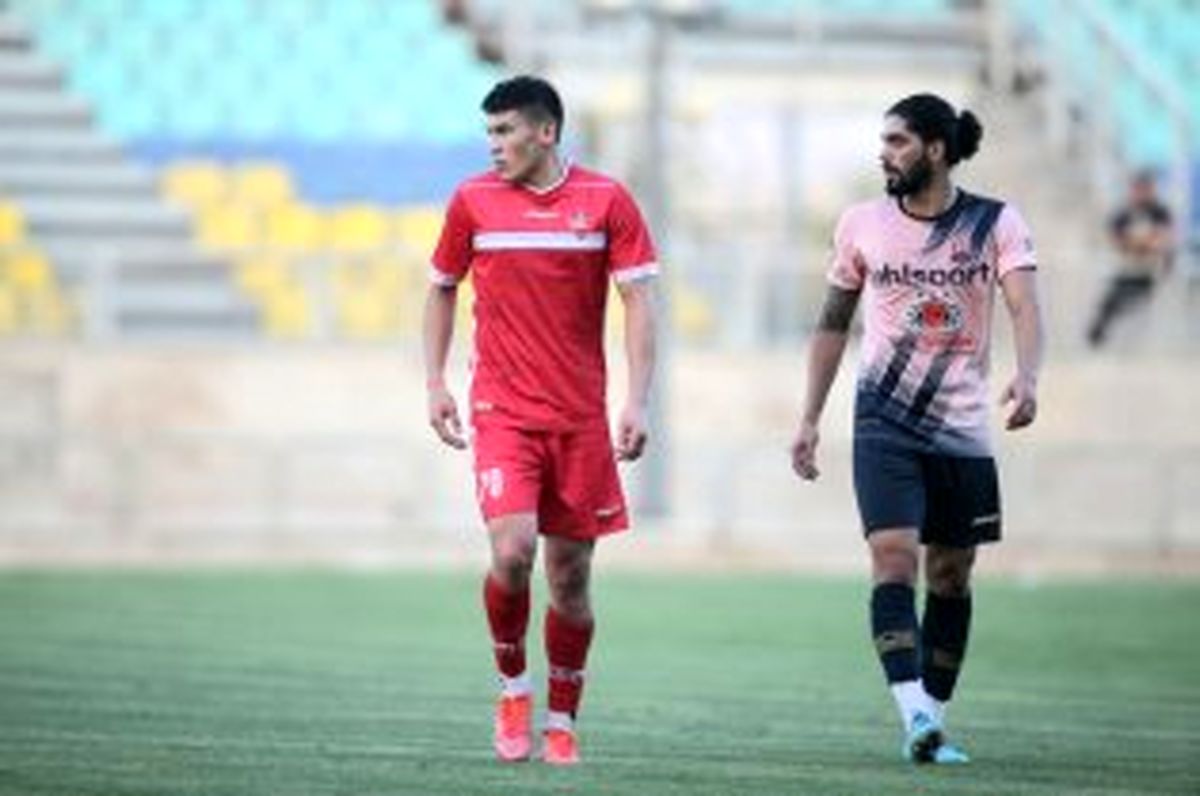 فولاد مشتری مهاجم ازبک پرسپولیس شد