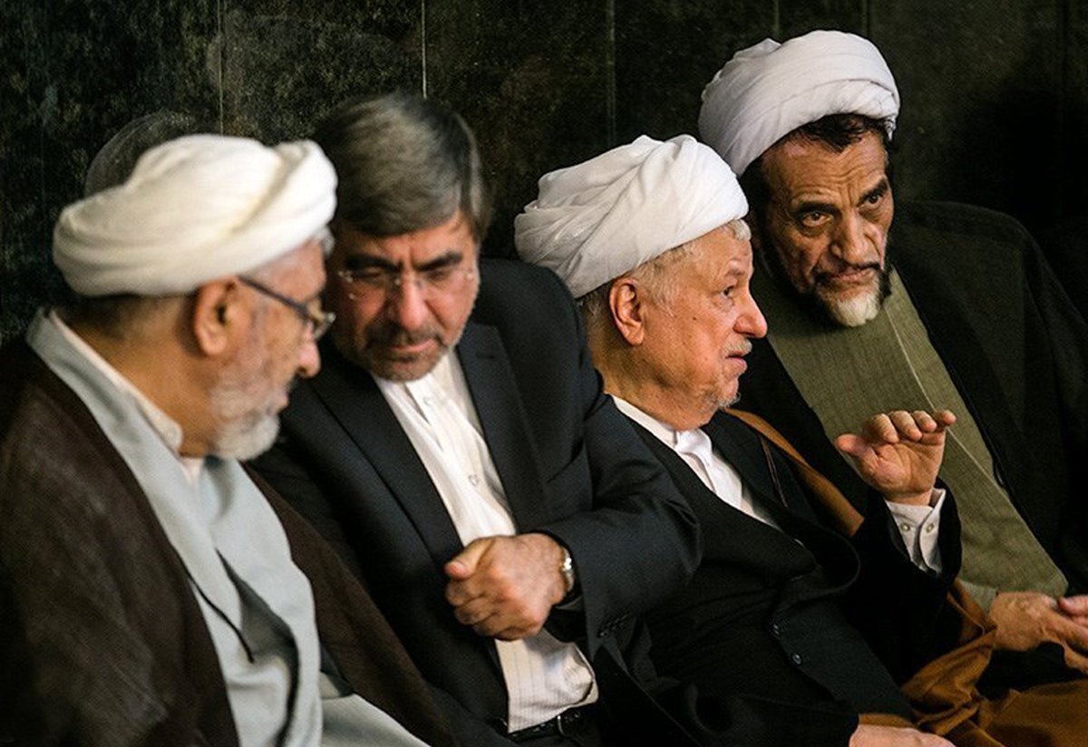 واکنش رفسنجانی به انتشار فایل صوتی منتظری در جلسه مجمع: زحمات حاج احمدآقا برای اسلام و انقلاب بی نظیر است