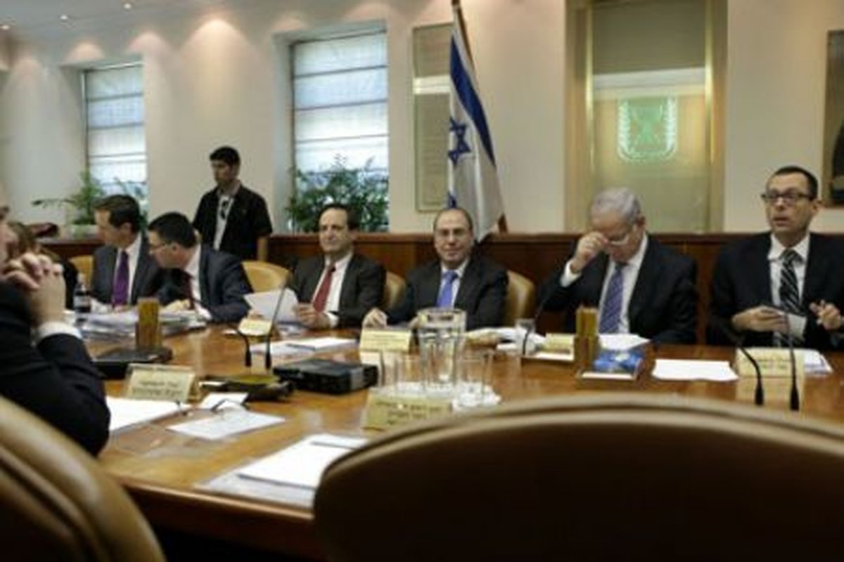 آسوشیتدپرس گزارش داد: ناکامی تبلیغات گروه‌های صهیونیستی علیه توافق هسته‌ای