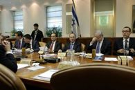 آسوشیتدپرس گزارش داد: ناکامی تبلیغات گروه‌های صهیونیستی علیه توافق هسته‌ای