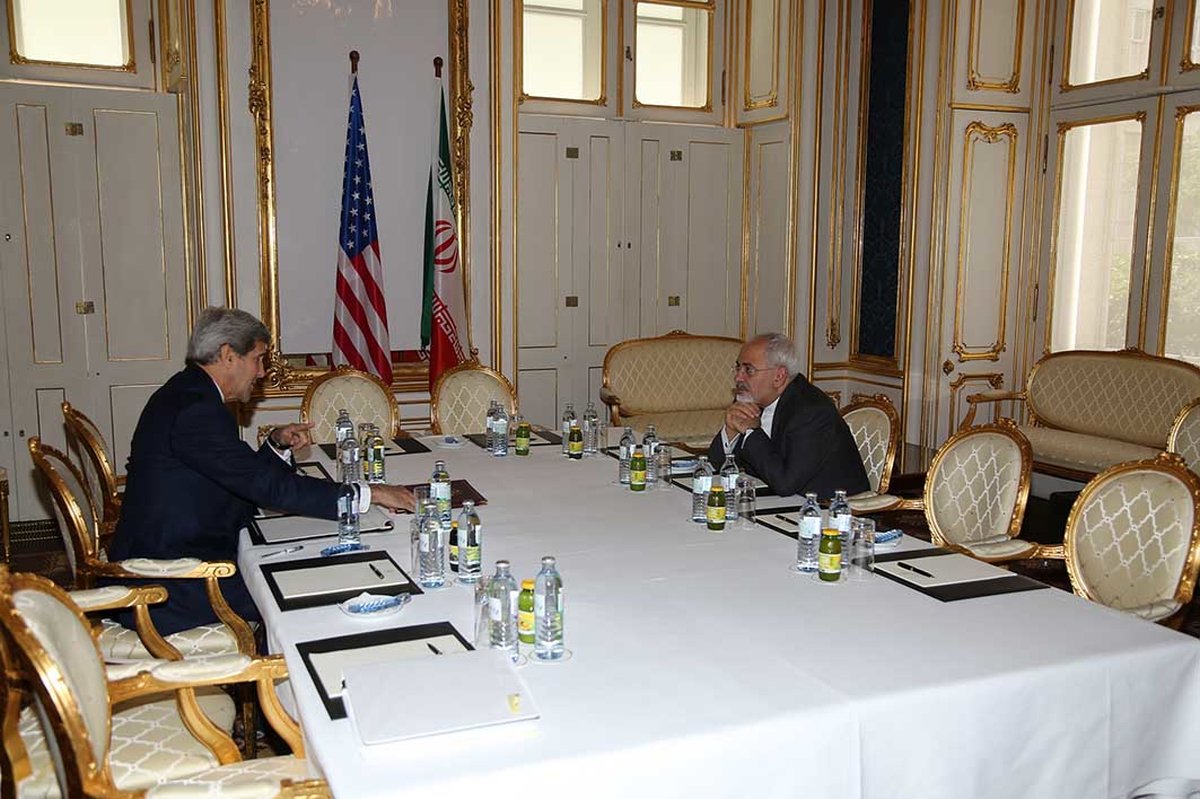 آغاز دیدار ظریف وکری در وین