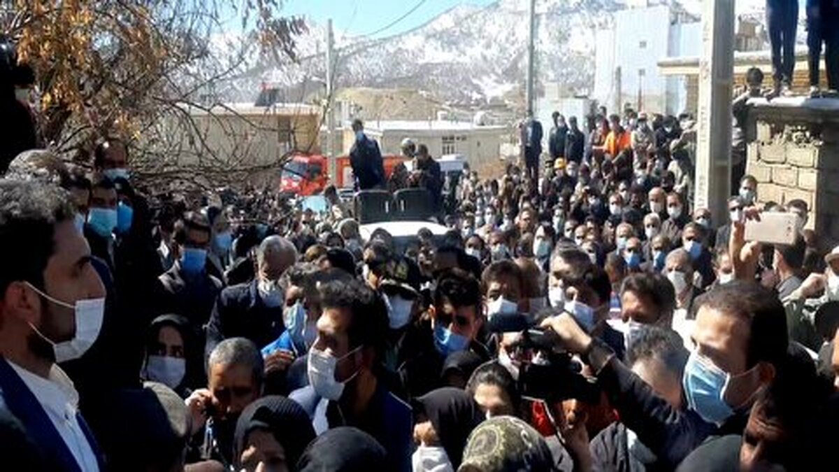 بازدید رییسی از مناطق زلزله زده سی سخت
