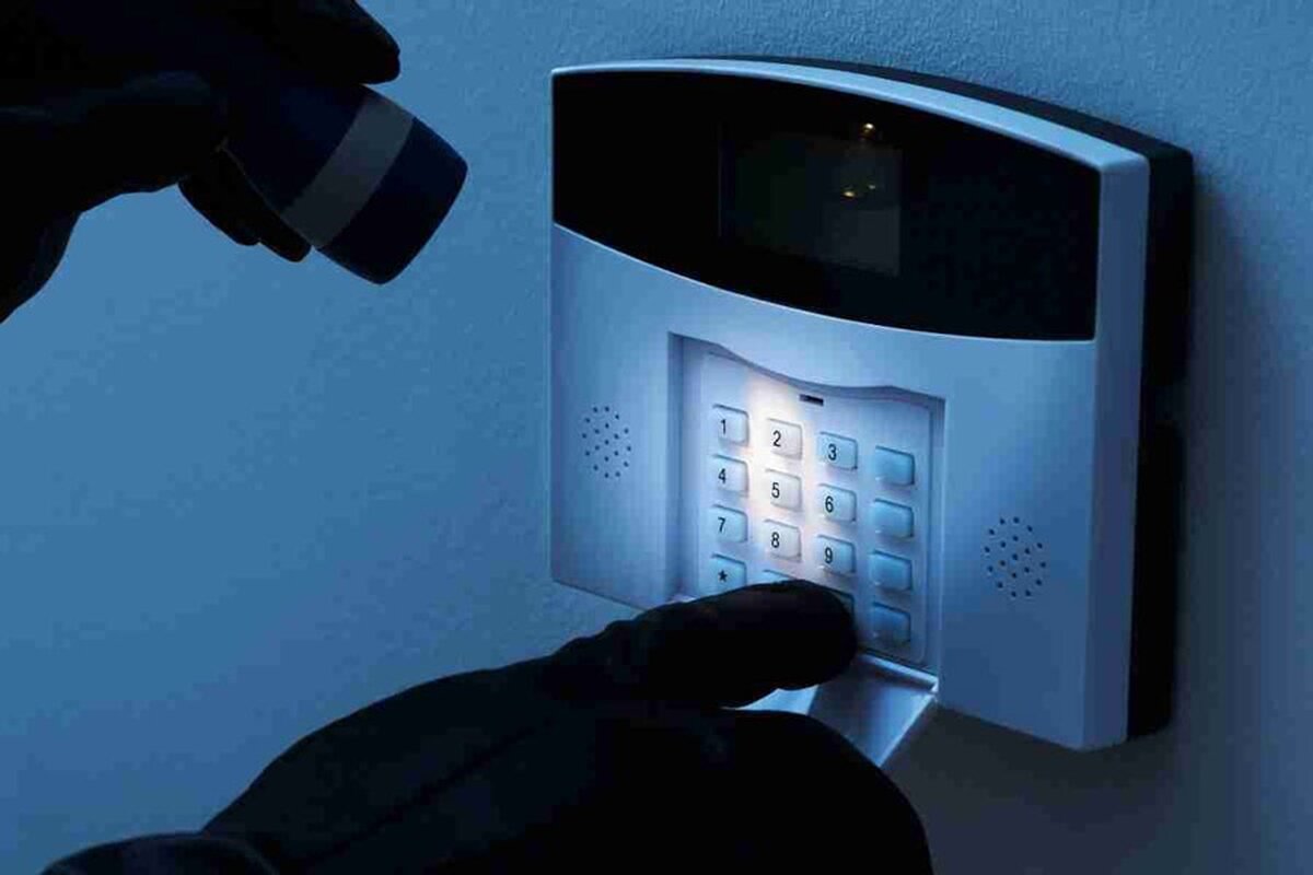 چرا دزدگیر منزل به یکی از ضروری ترین تجهیزات امنیتی خانه تبدیل شده است؟