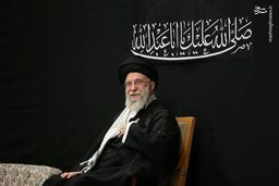 تصاویر حضور رهبر انقلاب در حسینیه امام خمینی(ره) 