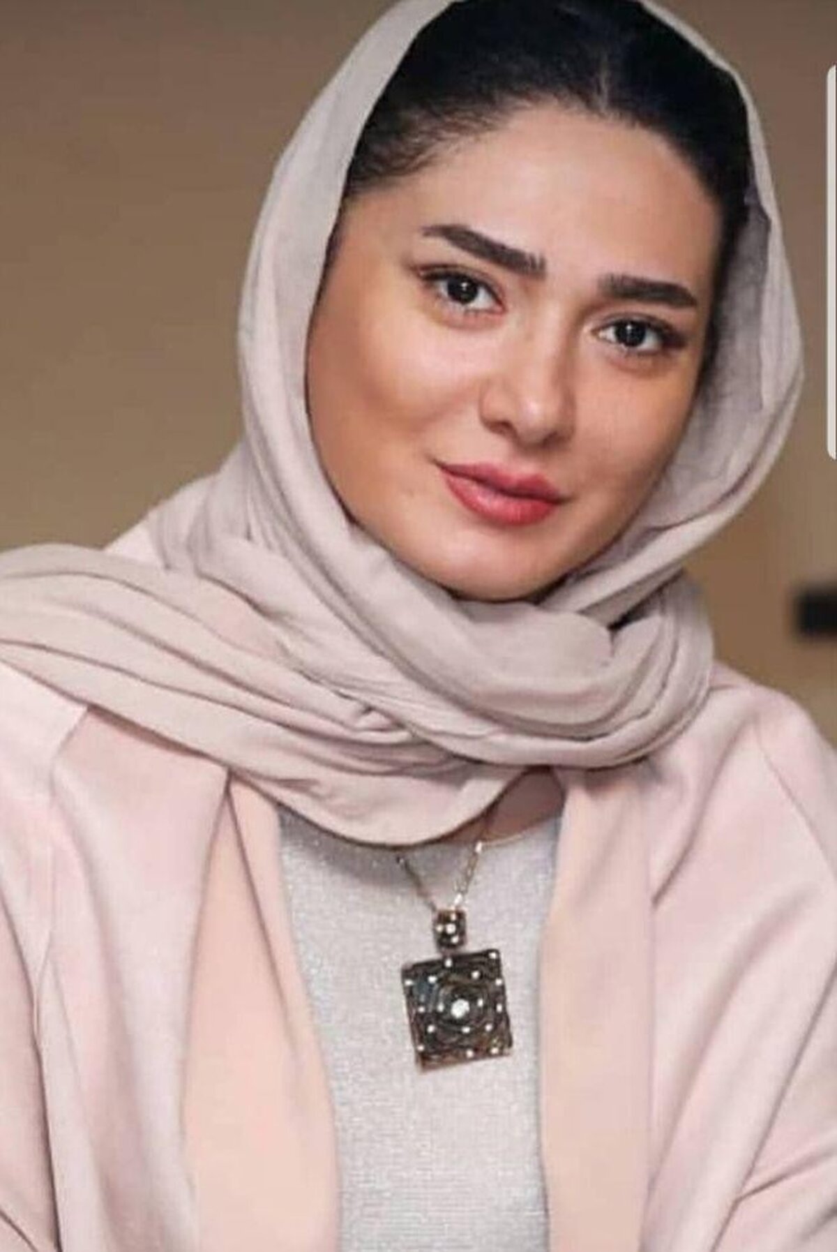 فیلمی از مینا وحید در زندان