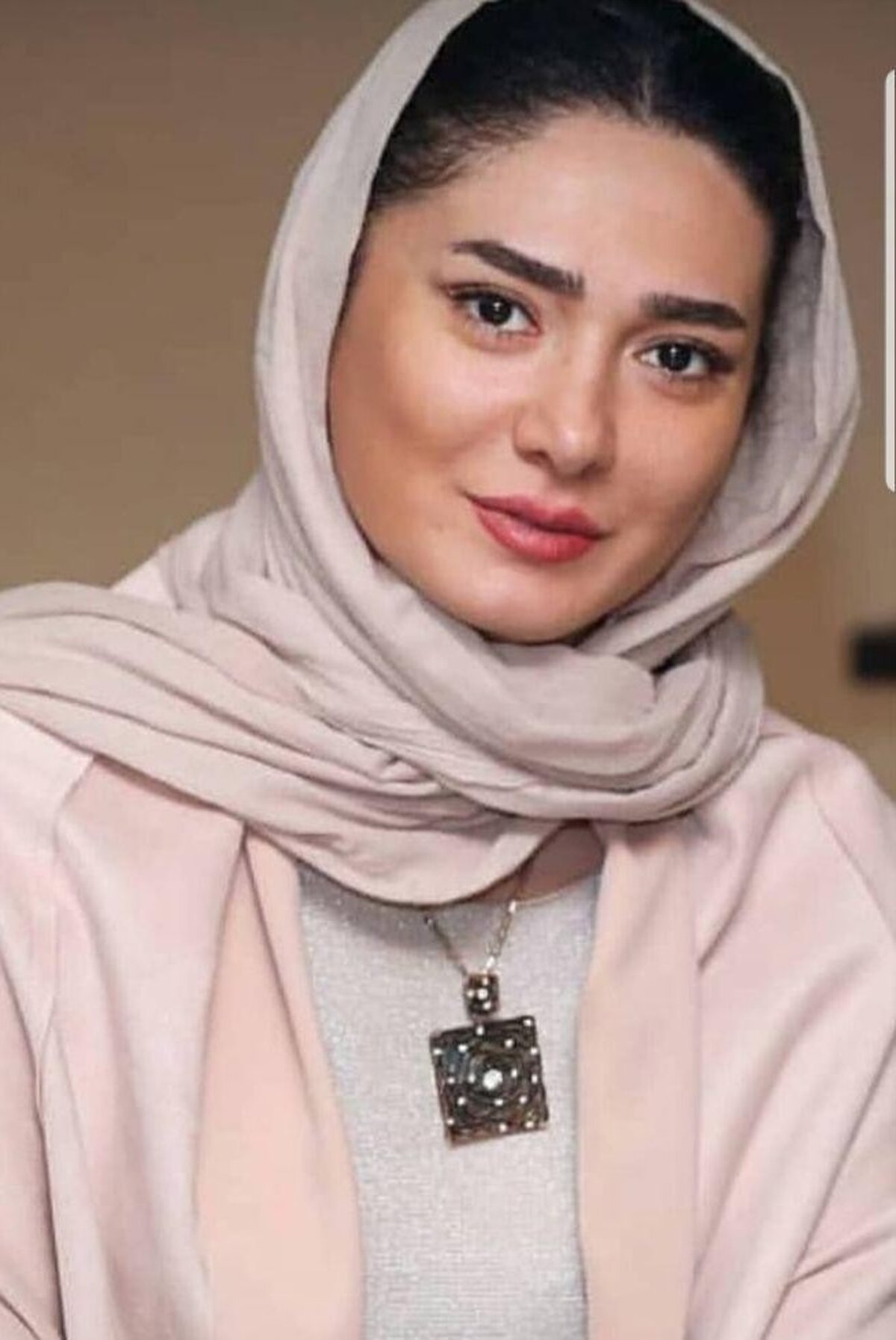 فیلمی از مینا وحید در زندان