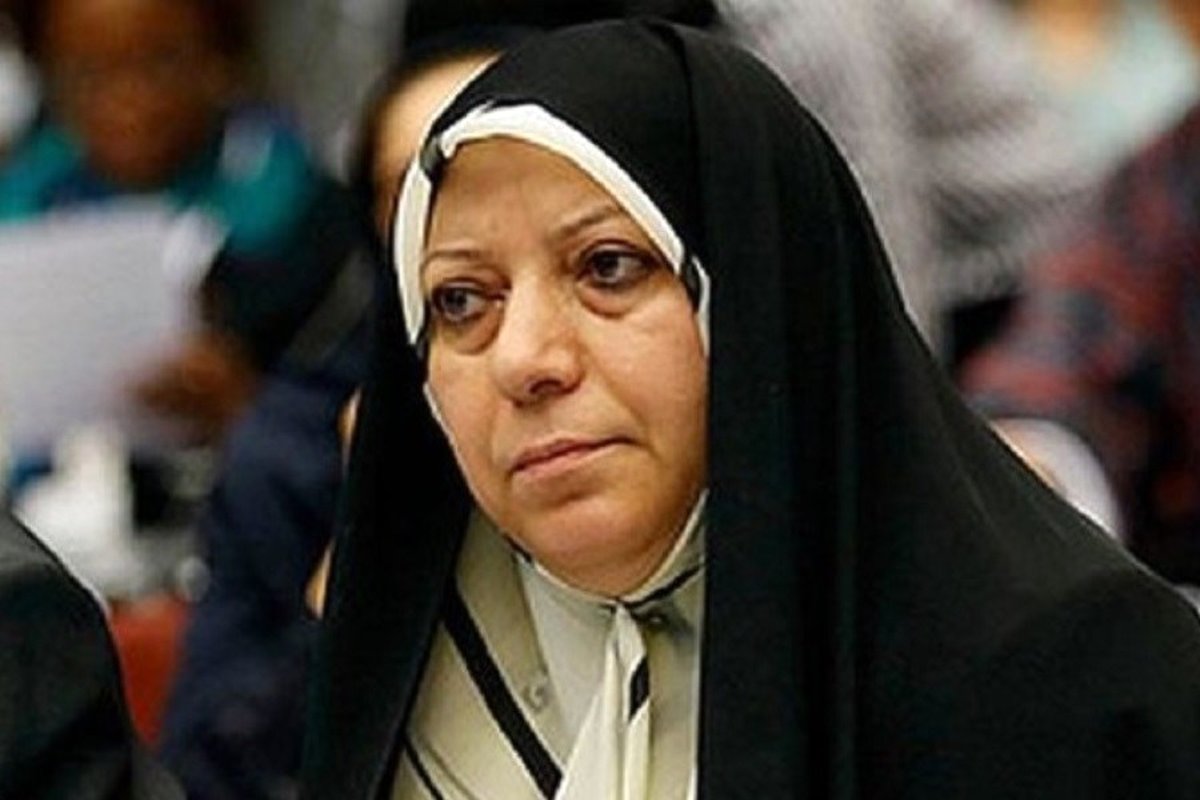 تحصنکنندگان حامی حجاب مقابل مجلس برای حضور پول گرفته اند؟