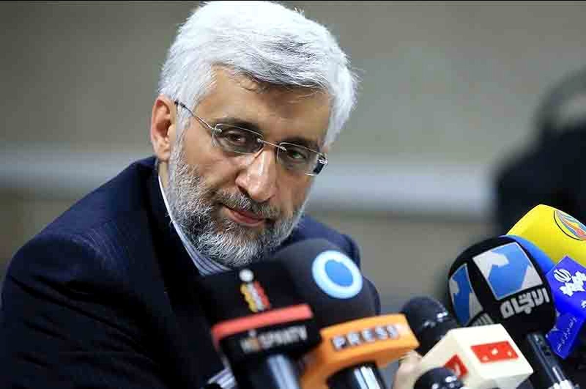جلیلی: قیمت قبلی بنزین زمینه‌ساز قاچاق بود