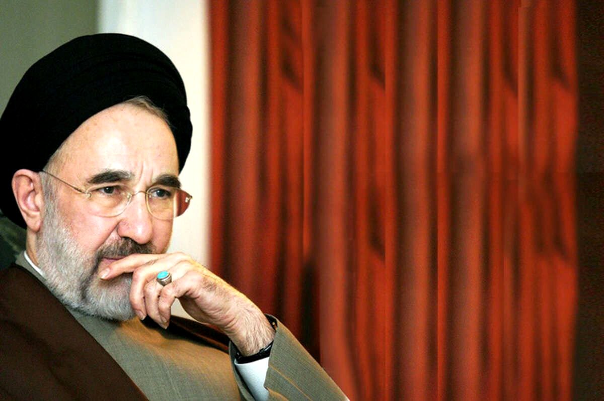 یک بام و دو هوای خاتمی!