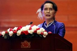 نخست وزیر سابق به ۴ سال زندان محکوم شد