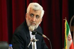 جلیلی: در بحث مرغ باید خودکفا بشویم تا تحریم بی‌اثر شود