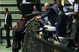 پزشکیان لایحه بودجه ۱۴۰۵ را تقدیم مجلس کرد