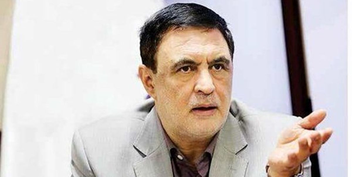 ناصر ایمانی: ظریف رندانه کنار کشید تا مسئولیت ضعف شورای راهبری را نپذیرد