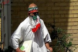 ⁩داوطلب کفن‌ پوش برای نجات کشور آمد