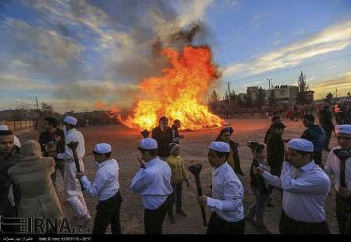 برگزاری آیین باستانی جشن سده در کرمان