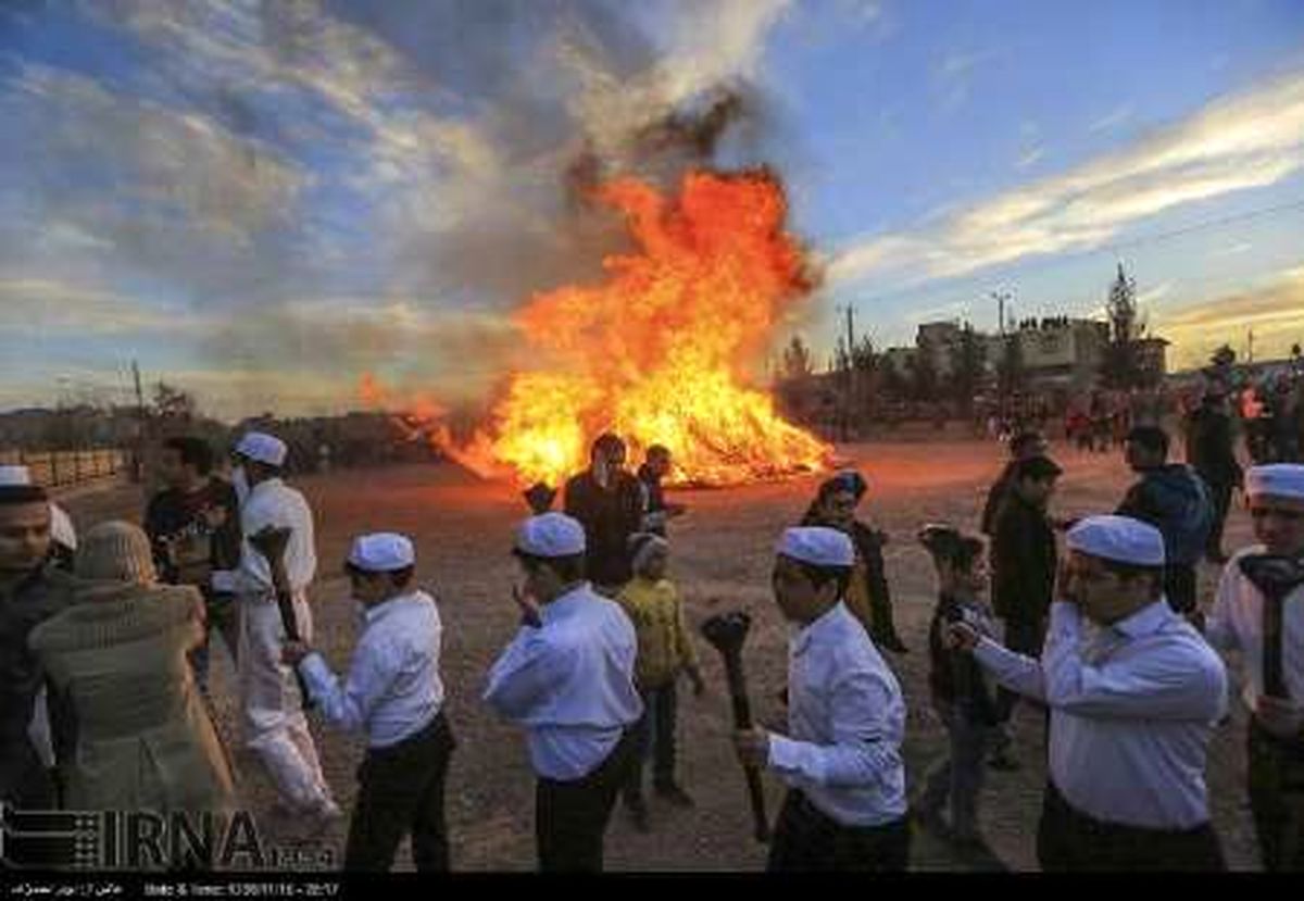 برگزاری آیین باستانی جشن سده در کرمان