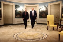 درخواست نخست‌وزیر انگلیس از ترامپ برای در جریان بودن مذاکره با ایران