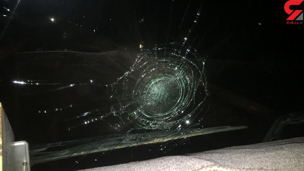 این مردان به کامیون ها و خودروها سنگ می زدند!