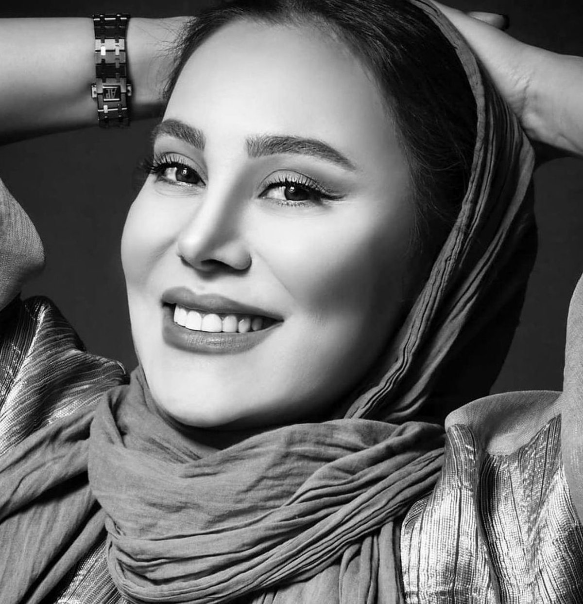 آرام جعفری از چهره جدیدش رونمایی کرد