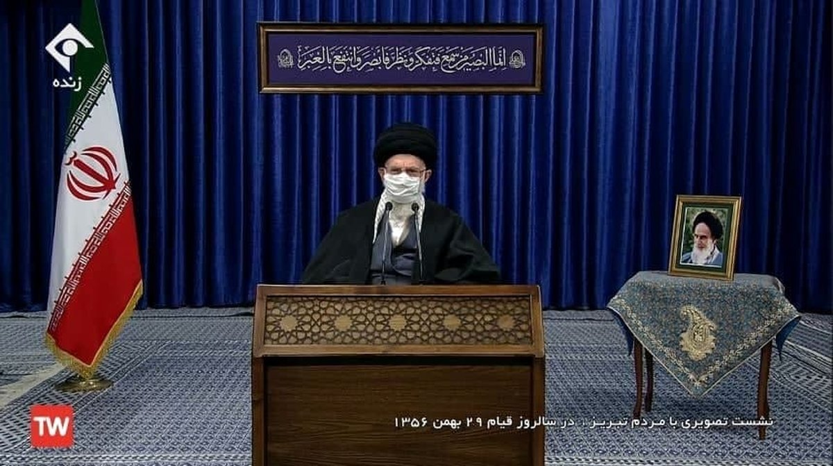 رهبر انقلاب: نباید گذاشت این تاریخ پرافتخار به دست فراموشی سپرده شود