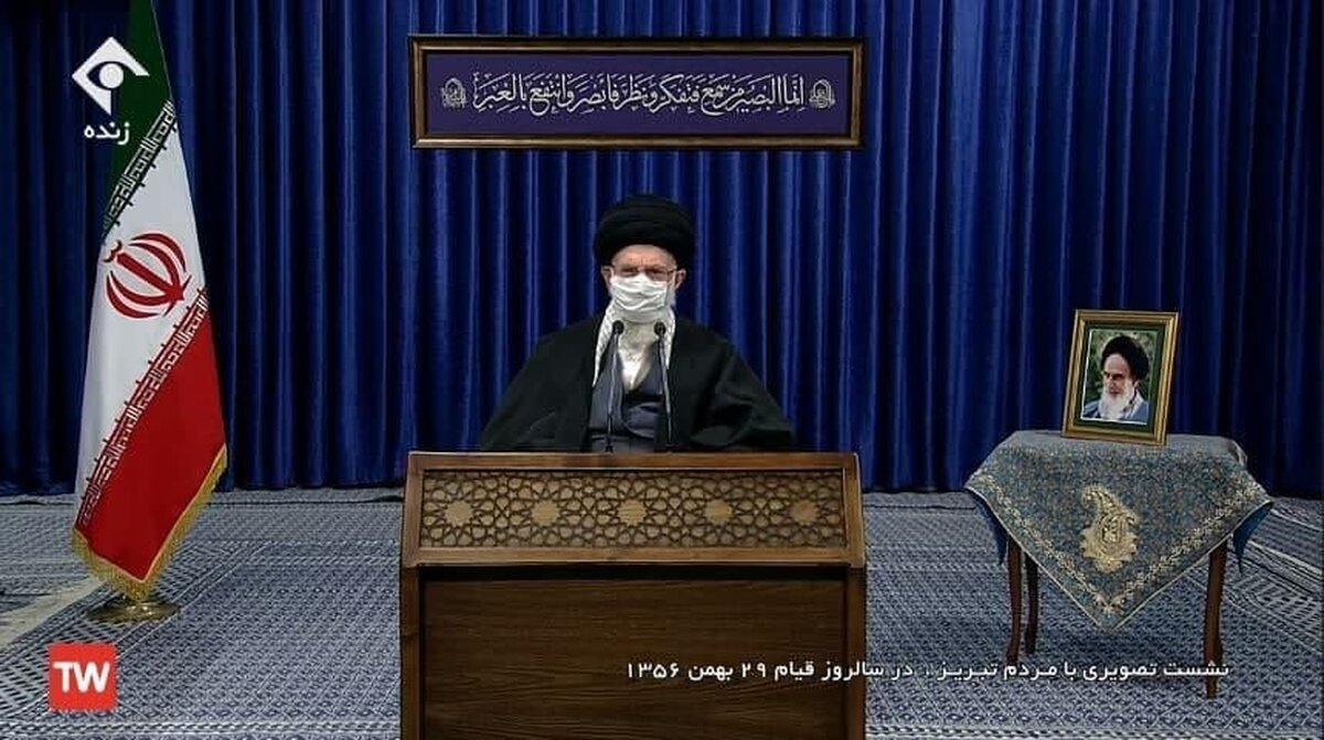 رهبر انقلاب: نباید گذاشت این تاریخ پرافتخار به دست فراموشی سپرده شود