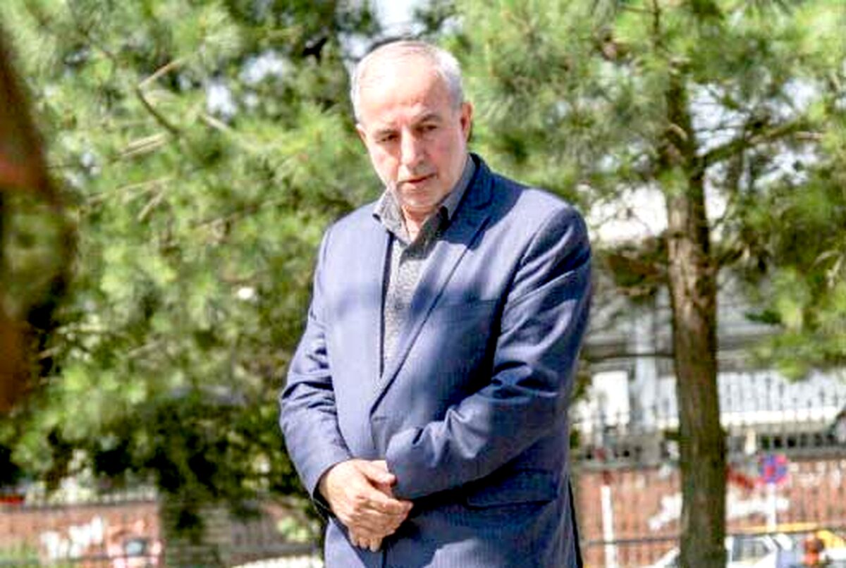 آخوندی پوپولیست نبود
