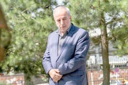 آخوندی پوپولیست نبود
