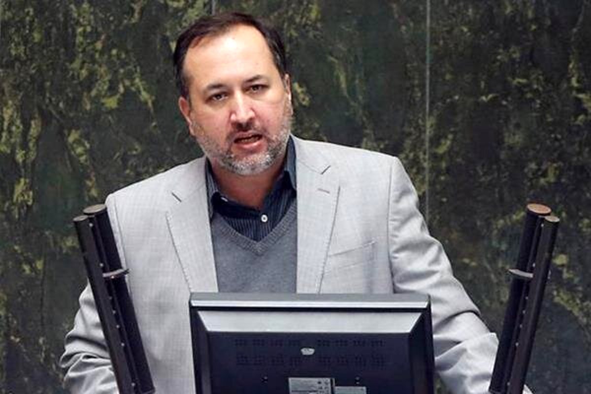 مخالف وزیر پیشنهادی صمت: آیا گزینههای امروز در نقطه مخالف دولت قبل هستند؟