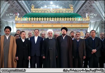 هیات دولت در مرقد امام
