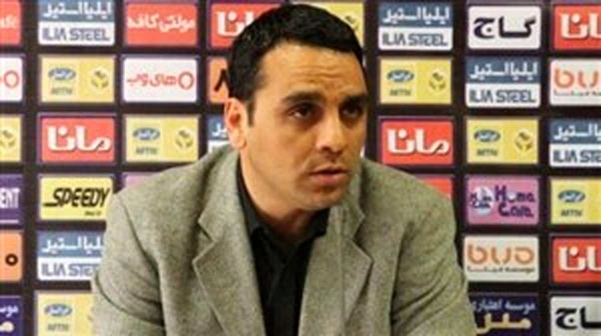 معاون استقلال از باشگاه فولاد سر درآورد!