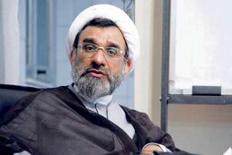 در بیشتر مواقع رهبری از اختیارات کامل خود استفاده نمی‌کنند