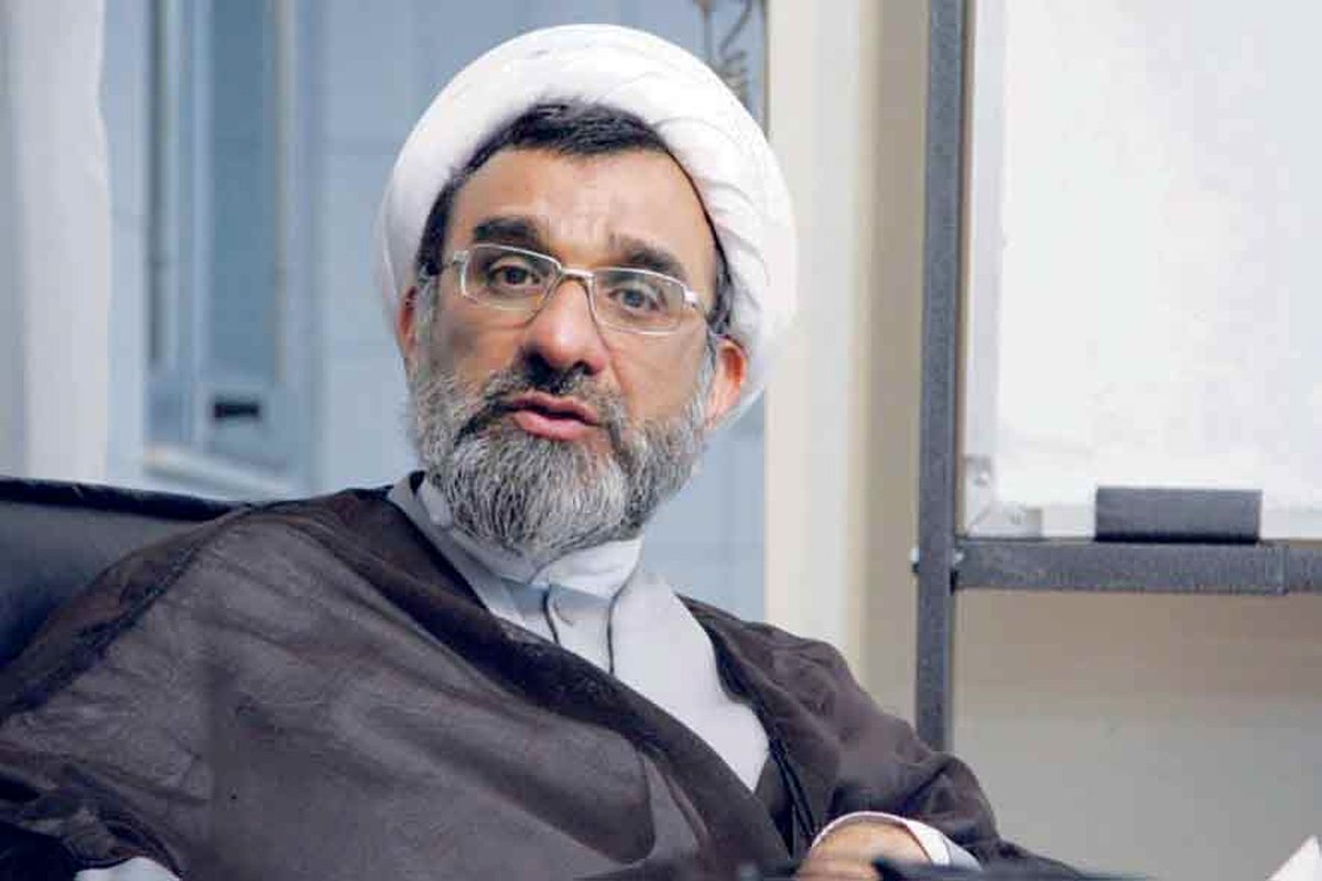 در بیشتر مواقع رهبری از اختیارات کامل خود استفاده نمیکنند