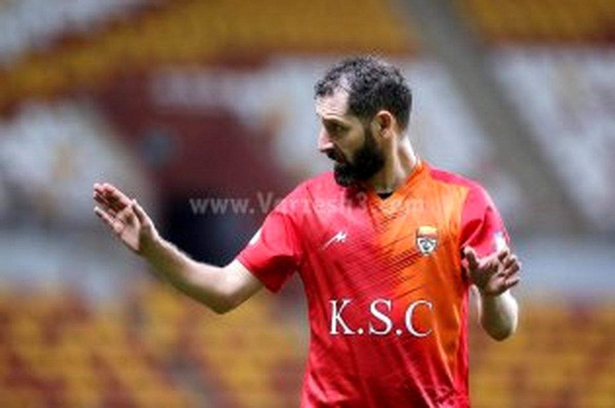 مسنترین بازیکن لیگ برتر از فولاد جدا شد