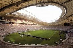 افتتاحیه بی سروصدای استادیوم‌های جام جهانی