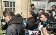 وزیر اقتصاد در مسجد لرزاده رای خود را به صندوق انداخت