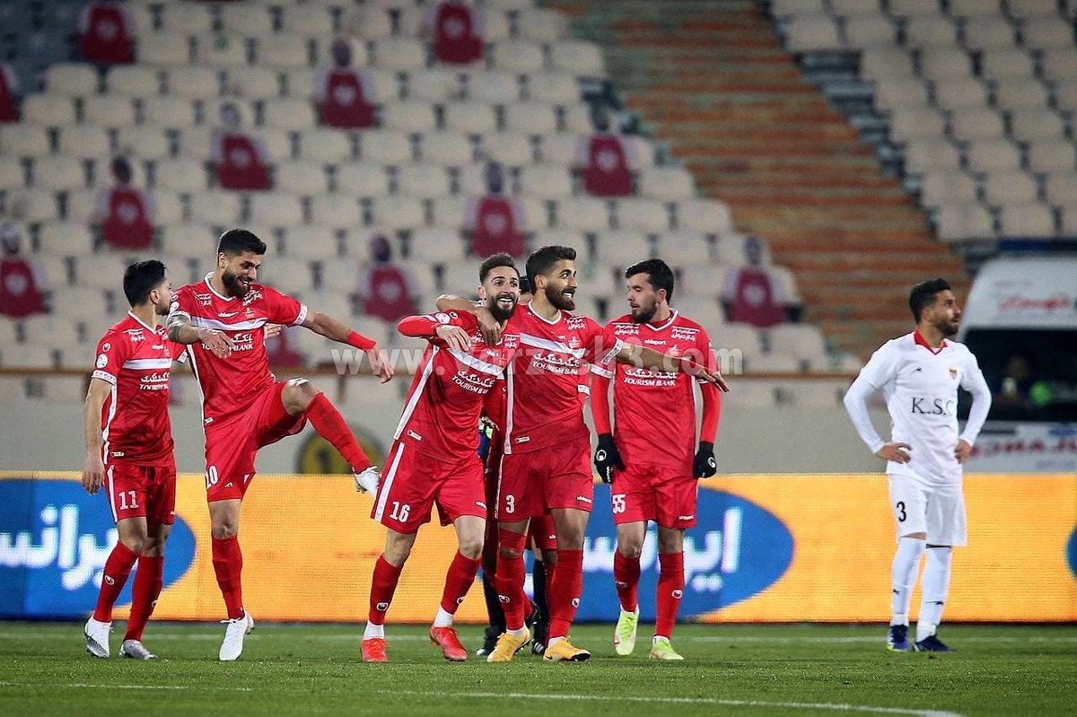 خوشحالی آکروباتیک سرلک با ضربه به عبدی! (عکس)