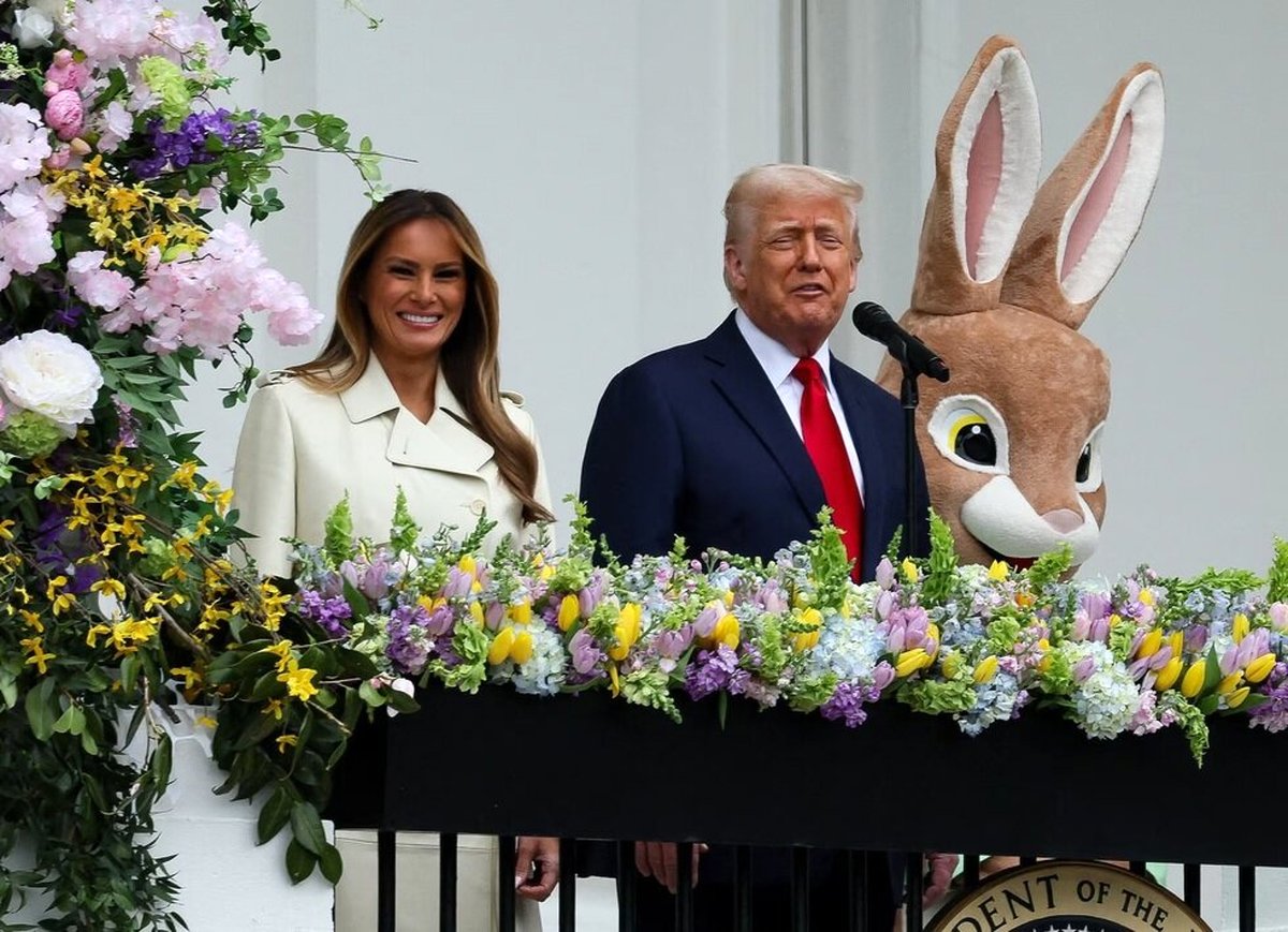 ترامپ و ملانیا داور تخم مرغ بازی در کاخ سفید شدند +  تصاویر