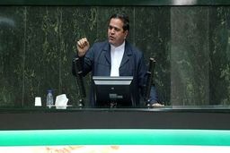 واکنش عجیب یک نماینده به تذکر رهبری: روحانی نازک نارنجی شده است!