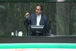 واکنش عجیب یک نماینده به تذکر رهبری: روحانی نازک نارنجی شده است!