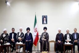 مجمع باید انقلابی فکر کند و انقلابی باقی بماند