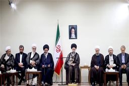 مجمع باید انقلابی فکر کند و انقلابی باقی بماند