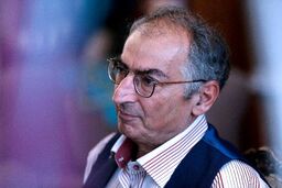 زیباکلام: برای ارتباط با همسر فاطمی بازجویی شدم