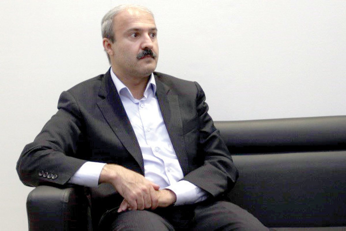 عارف باید با مستقل‌ها تعامل کند