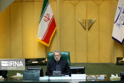 علی لاریجانی : دولت در اسرع وقت پول ها را به حساب مردم واریز کند