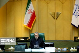 علی لاریجانی : دولت در اسرع وقت پول ها را به حساب مردم واریز کند