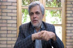 آقای جبلی دست آقای وحید جلیلی را بگیرید و باهم بروید منزل
