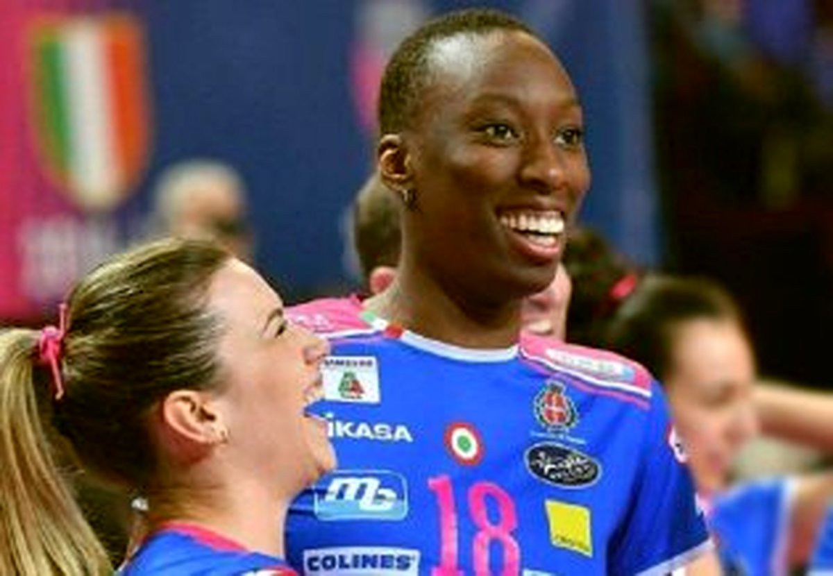 خداحافظی تلخ و تکاندهنده بهترین والی بال یست دنیا!