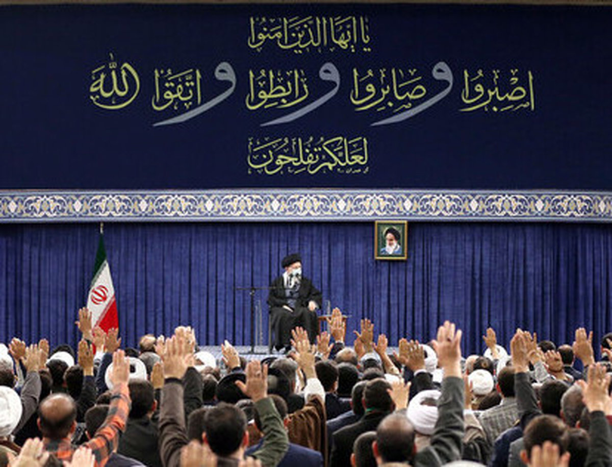 دشمن ما آرام نیست، ولی ما او را آرام میکنیم